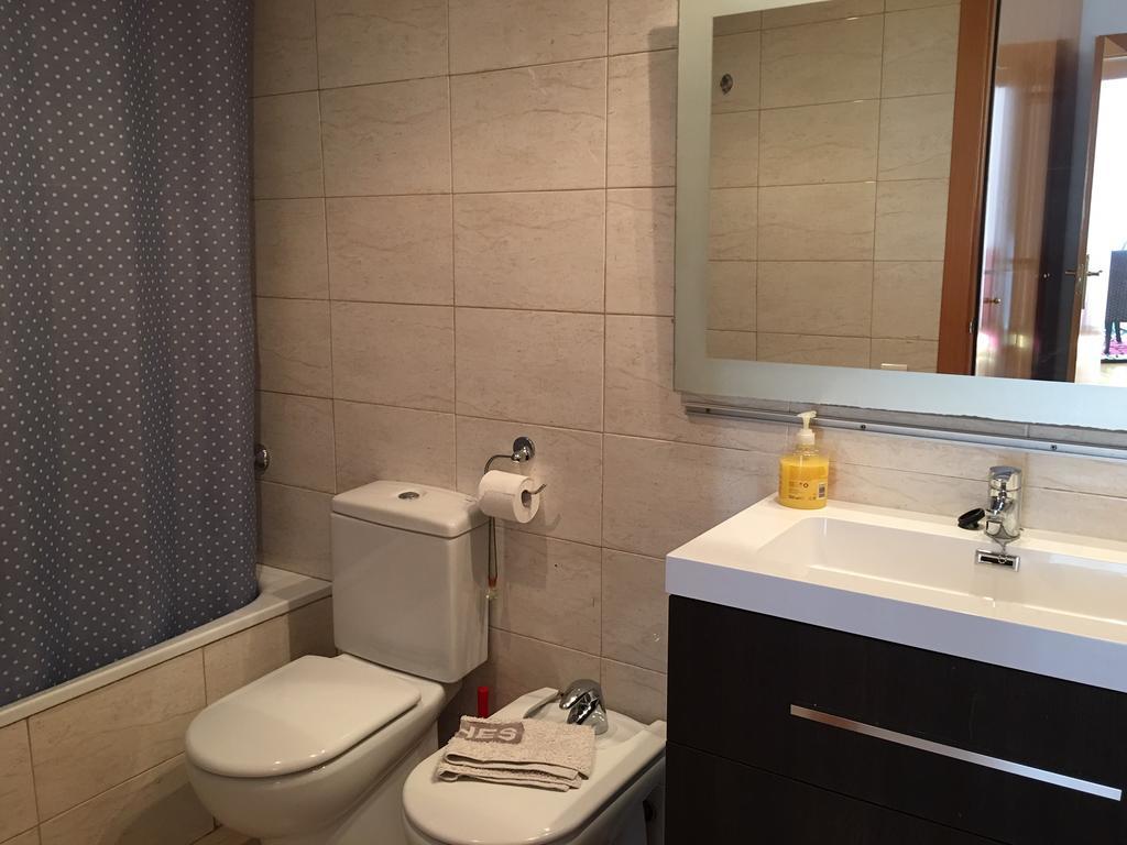 New & Sunny Apartment バルセロナ 部屋 写真
