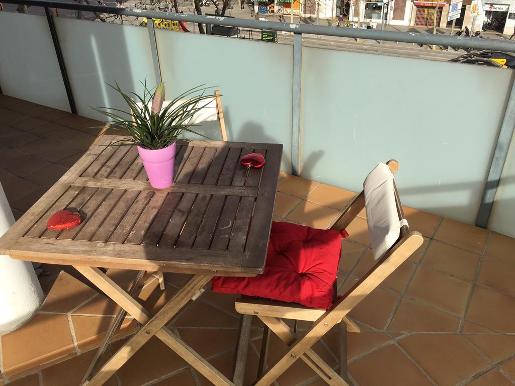 New & Sunny Apartment バルセロナ エクステリア 写真