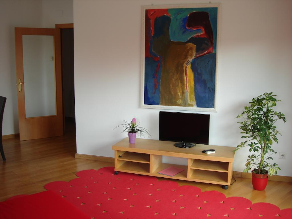 New & Sunny Apartment バルセロナ 部屋 写真