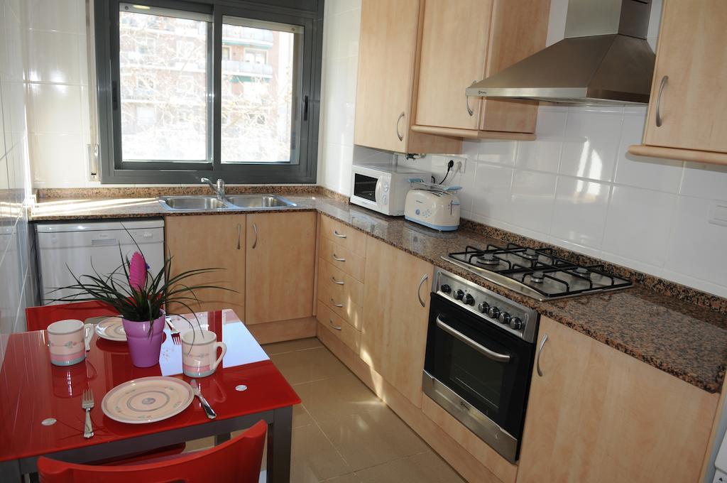 New & Sunny Apartment バルセロナ エクステリア 写真