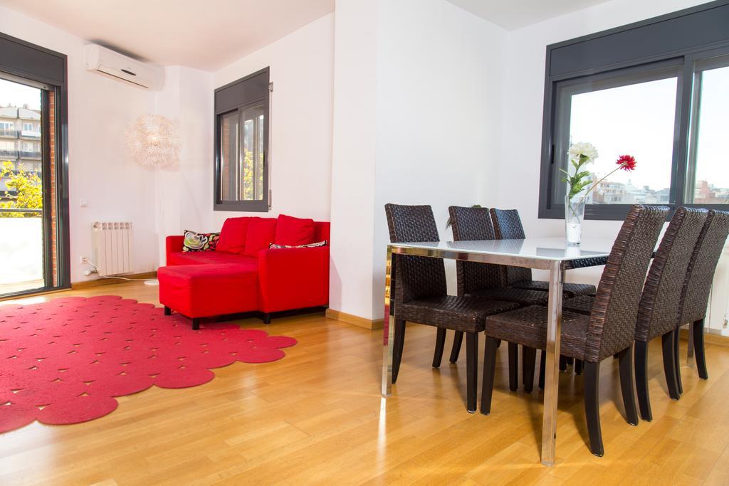 New & Sunny Apartment バルセロナ エクステリア 写真
