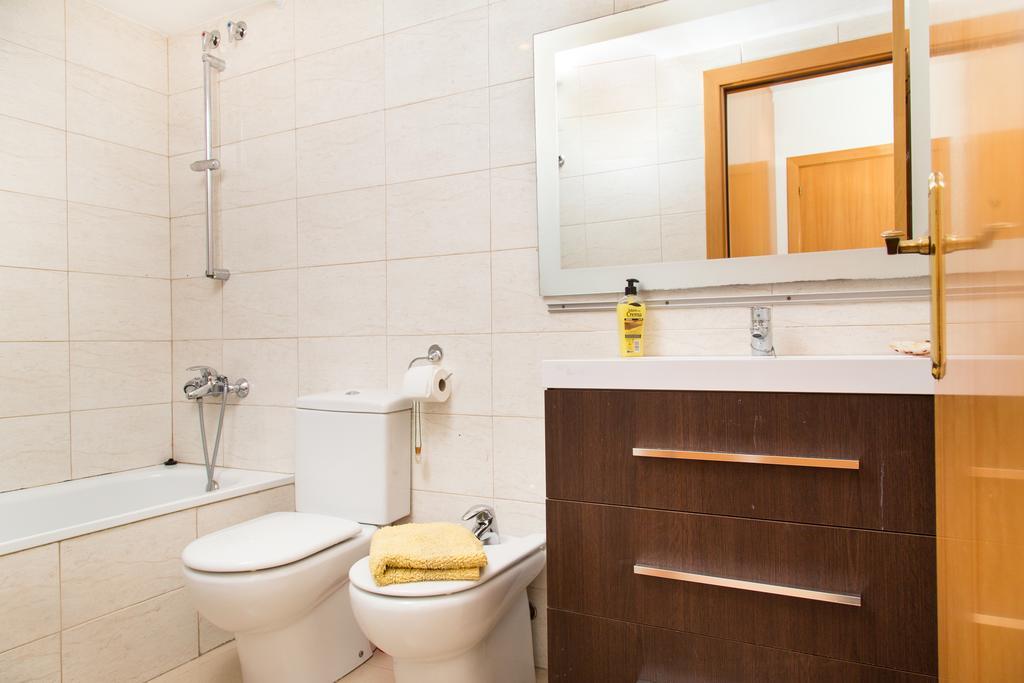 New & Sunny Apartment バルセロナ エクステリア 写真