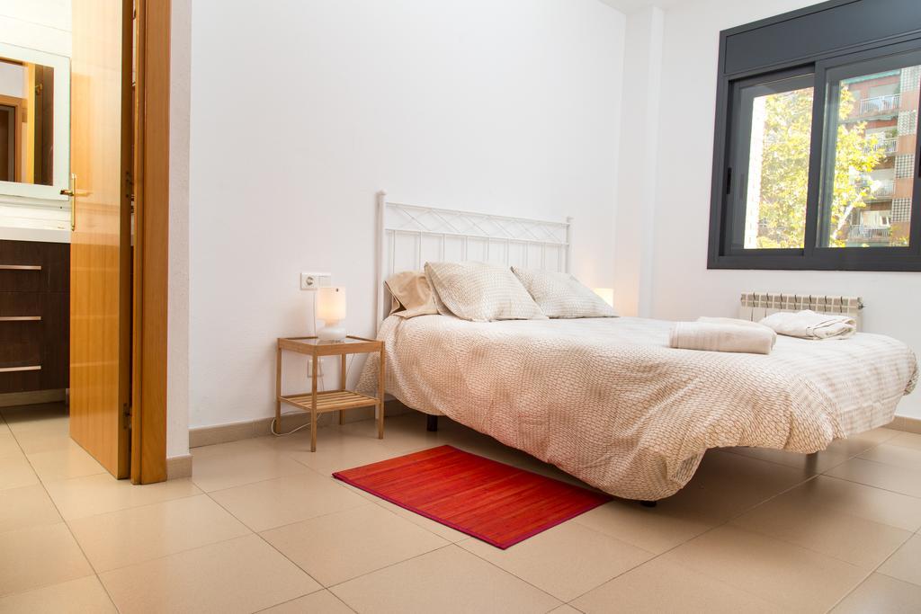 New & Sunny Apartment バルセロナ エクステリア 写真