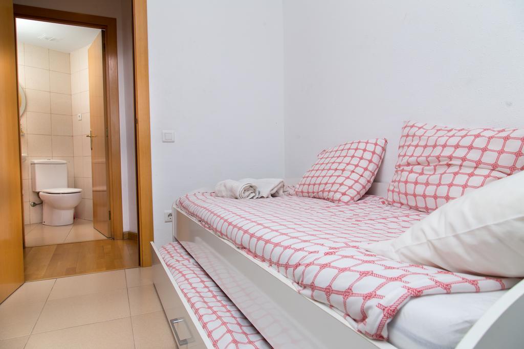 New & Sunny Apartment バルセロナ エクステリア 写真